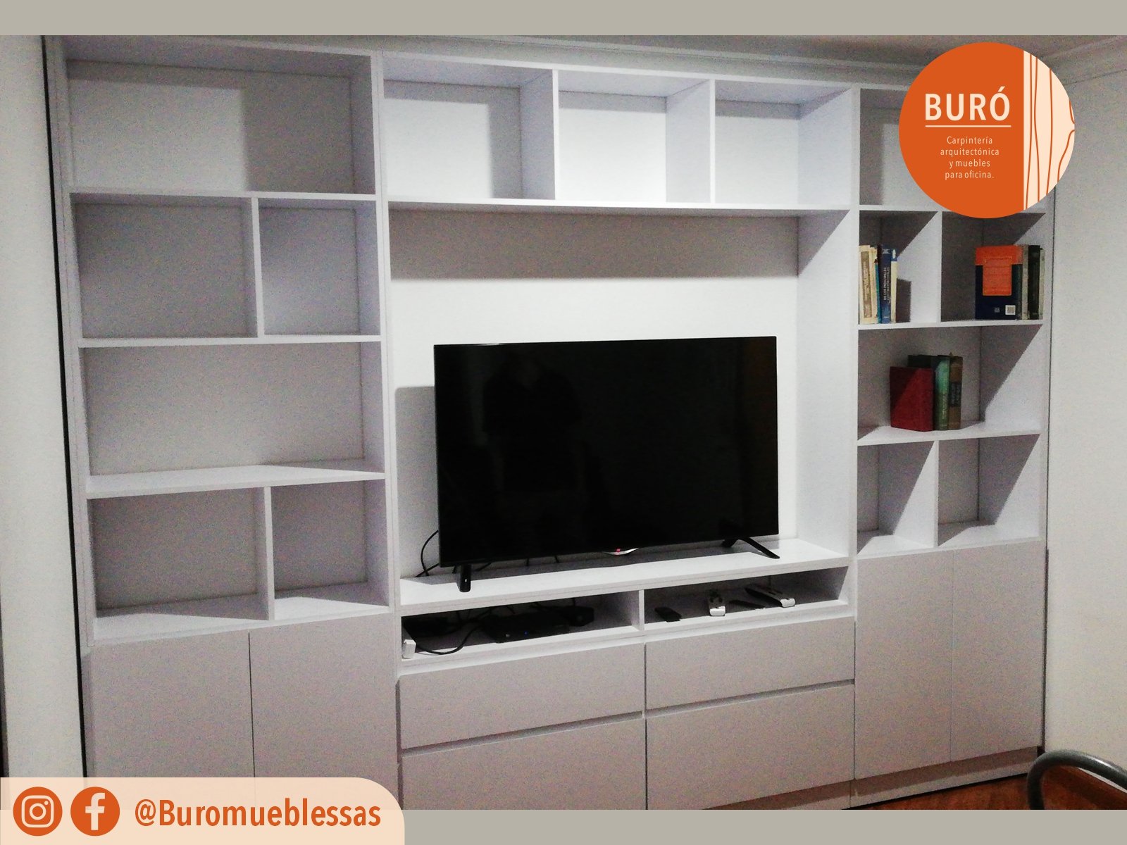 MUeble tv con biblioteca 0.1.jpg